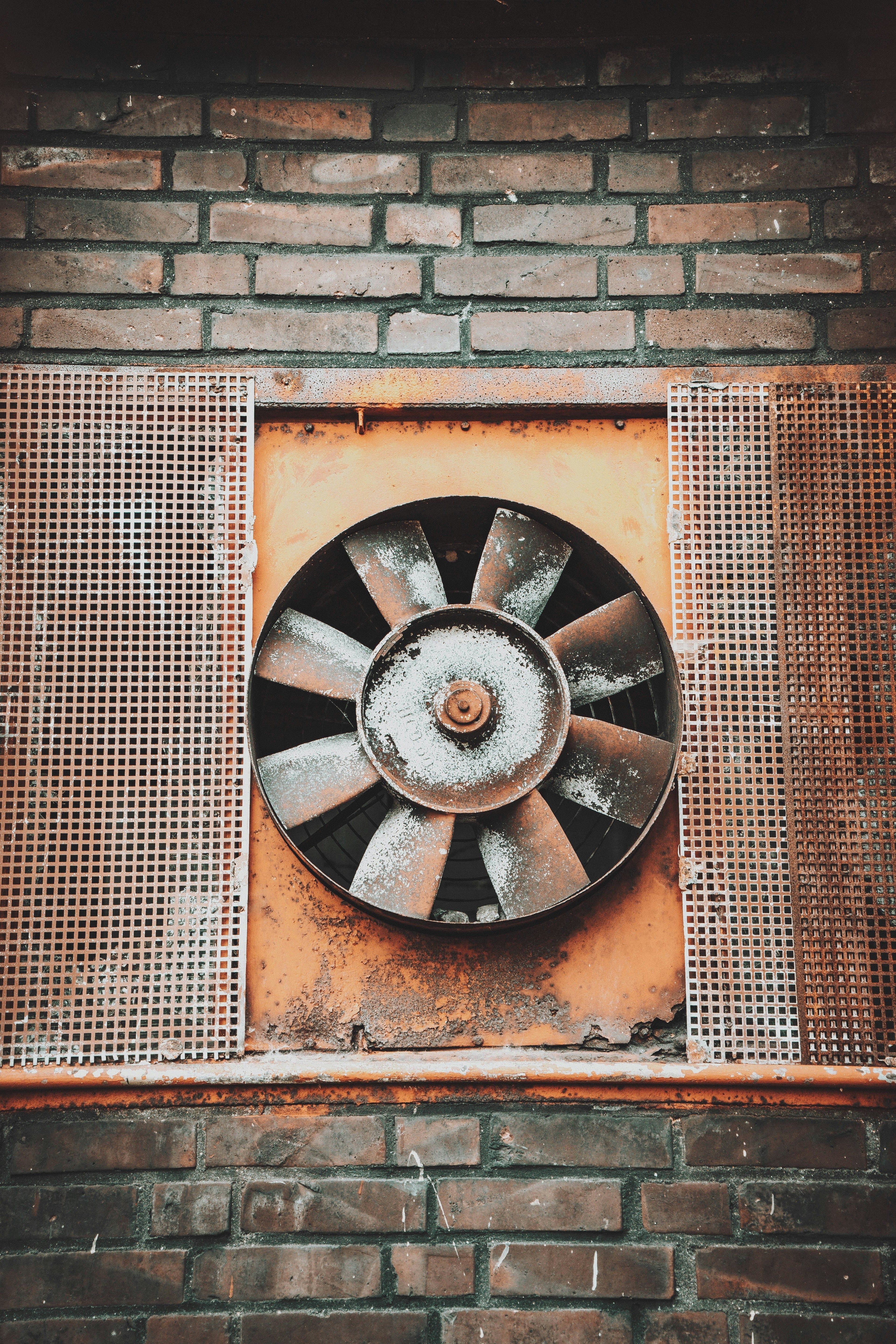 How to Choose the Right Furnace Air Filter Size for Your HVAC System